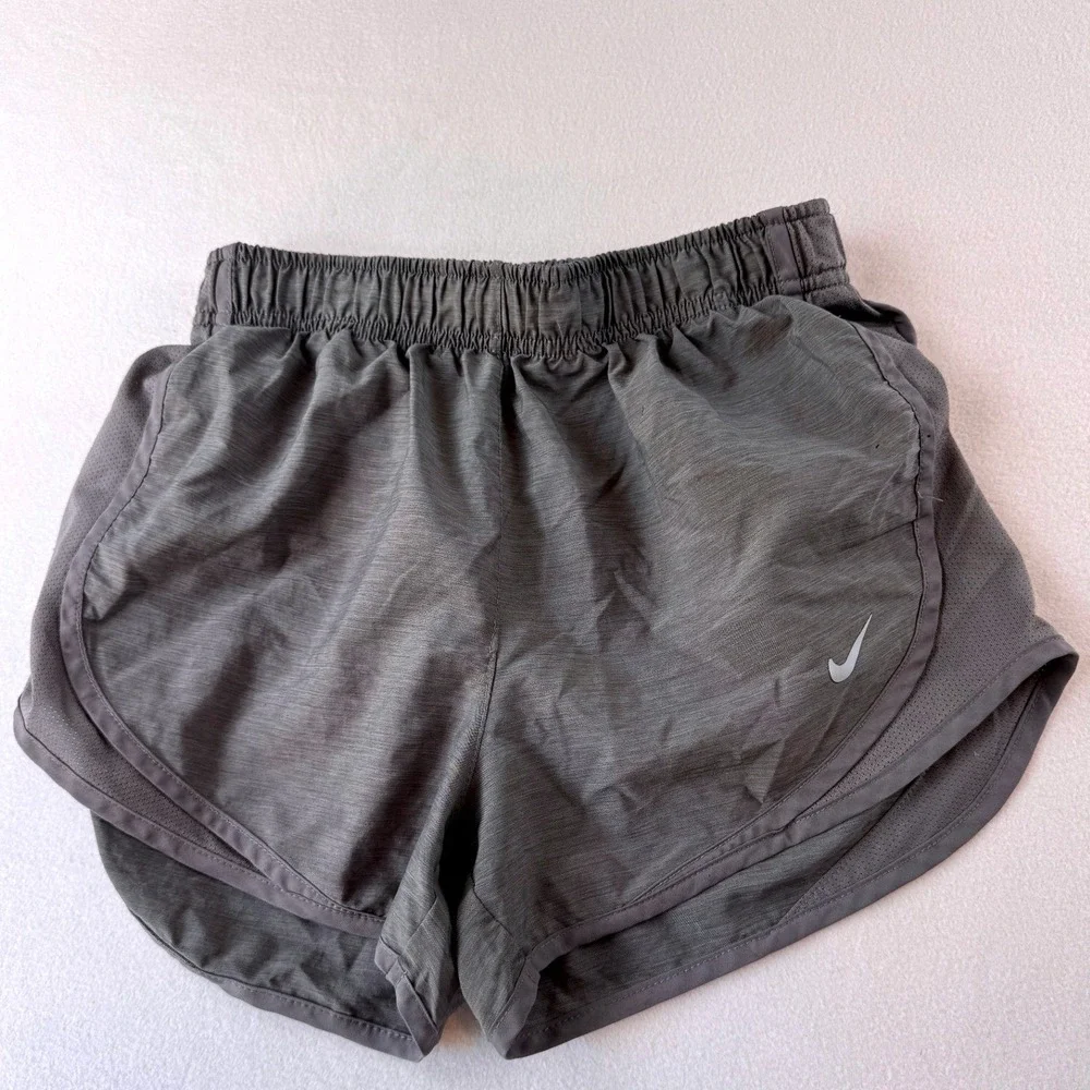 Nike Women's XS Dri-FIT Tempo Running Shorts Gray Mesh Athletic Workout